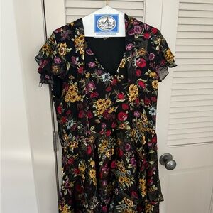 Alice and Olivia floral Black Dress with Ruffle Sleeves